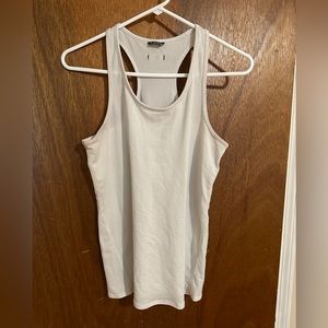 Oiselle fly out tank